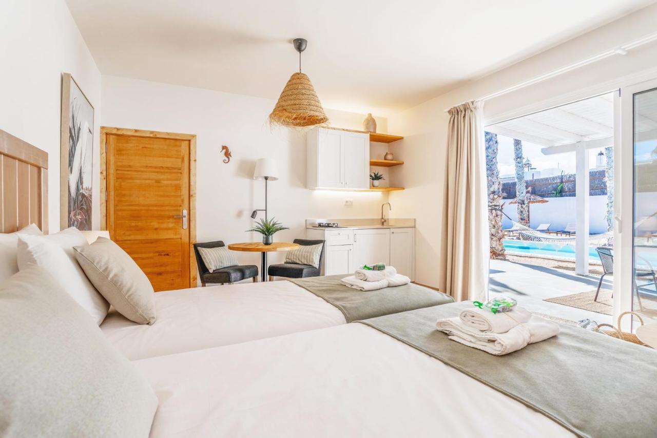 Boutique Beach Villa By Lanzarote Retreats - Private Pool - 1 Min Walk To Sea Pool Charco del Palo Luaran gambar