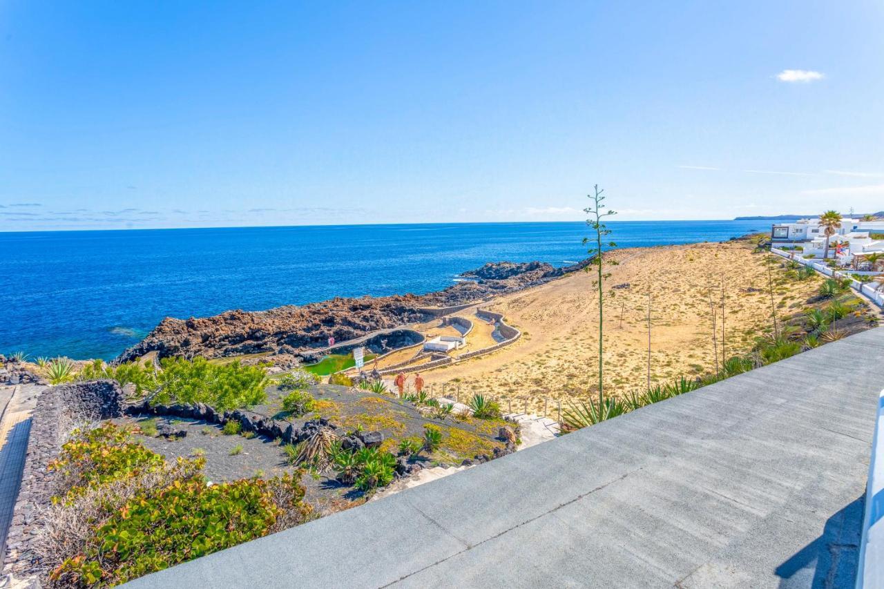 Boutique Beach Villa By Lanzarote Retreats - Private Pool - 1 Min Walk To Sea Pool Charco del Palo Luaran gambar