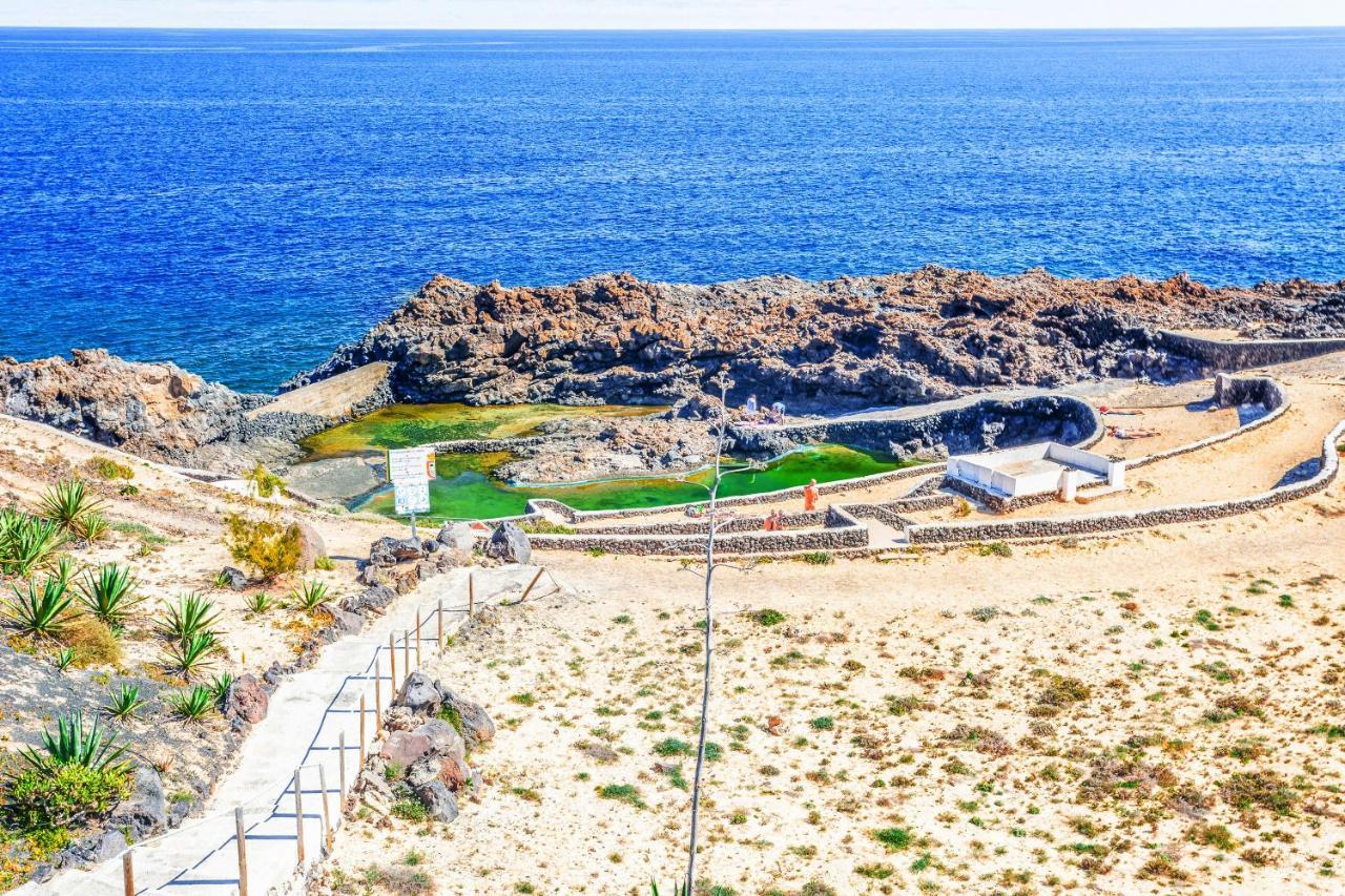 Boutique Beach Villa By Lanzarote Retreats - Private Pool - 1 Min Walk To Sea Pool Charco del Palo Luaran gambar