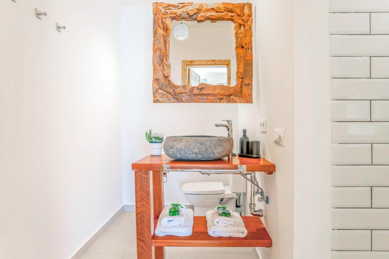 Boutique Beach Villa By Lanzarote Retreats - Private Pool - 1 Min Walk To Sea Pool Charco del Palo Luaran gambar