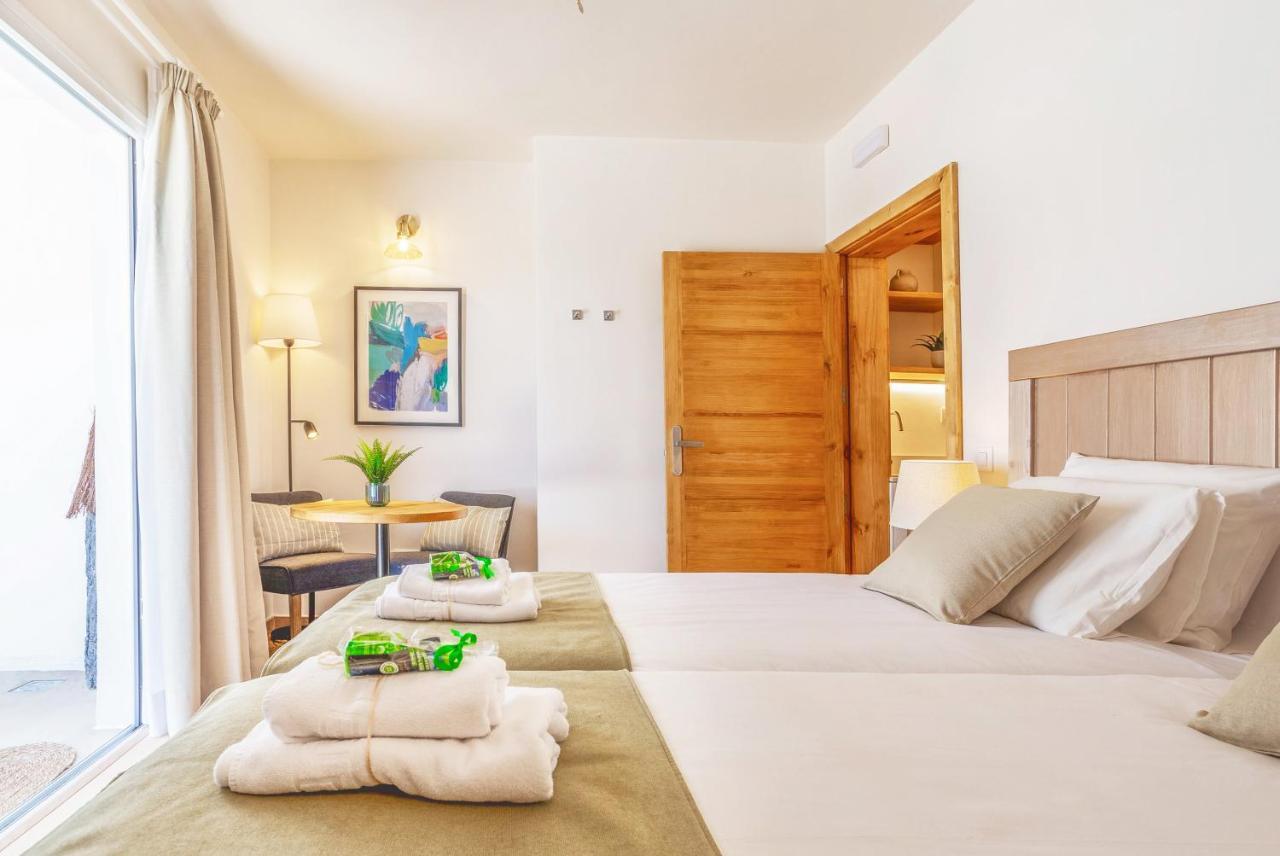Boutique Beach Villa By Lanzarote Retreats - Private Pool - 1 Min Walk To Sea Pool Charco del Palo Luaran gambar