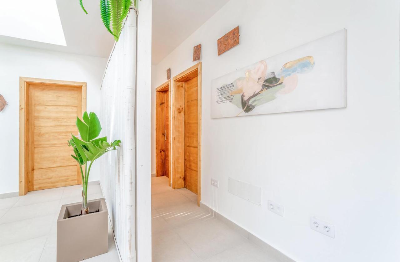 Boutique Beach Villa By Lanzarote Retreats - Private Pool - 1 Min Walk To Sea Pool Charco del Palo Luaran gambar